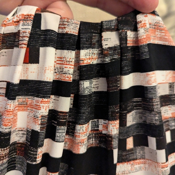 Calvin Klein Sleeveless Women's Top - Picture 5 of 6